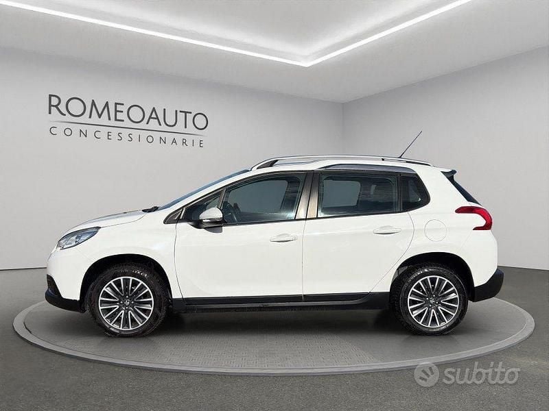 Usata Peugeot 2008 Allure 82 CV (60 kW) 2014 Bianco pastello SUV