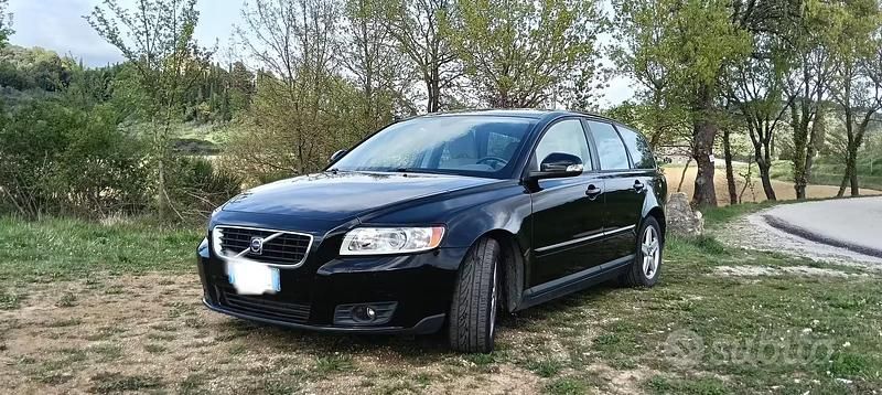 Usata Volvo V50 109 CV (80 kW) 2009 Nero Station wagon