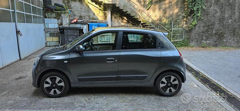 Usata Renault Twingo 90 CV (66 kW) 2017 Grigio Utilitaria