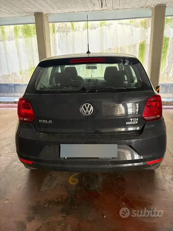 Usata VW Polo Trendline 75 CV (55 kW) 2016 Berlina