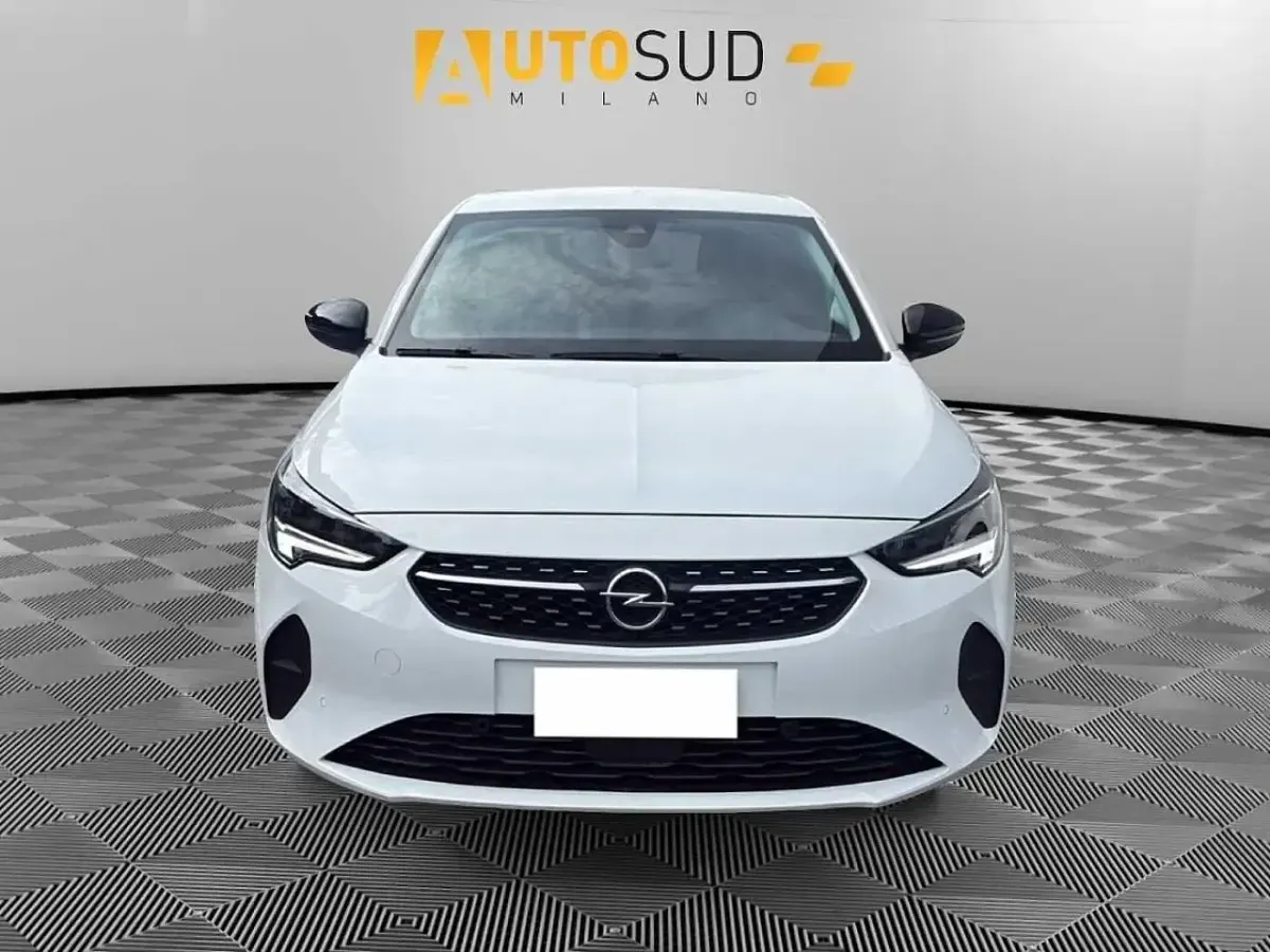 Usata Opel Corsa Elegance 101 CV (74 kW) 2023 Bianco Utilitaria