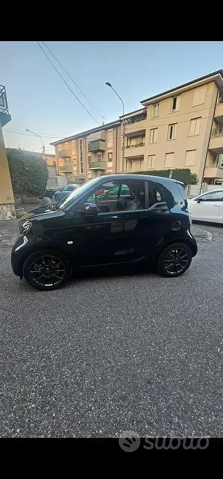 Usata Smart ForTwo Electric Drive 60 kW (82 CV) 2021 Verde Coupé