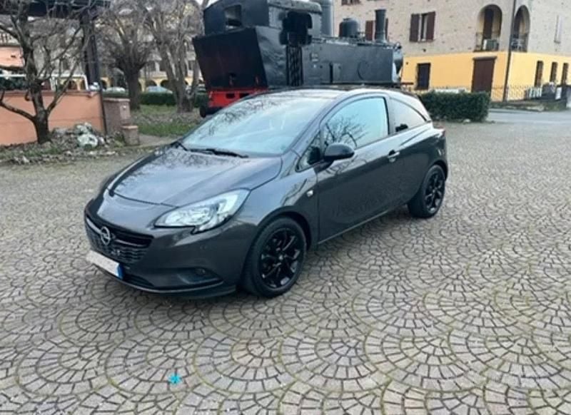 Usata Opel Corsa 90 CV (66 kW) 2016 Grigio Utilitaria