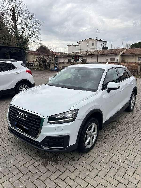 Usata Audi Q2 Business 116 CV (85 kW) 2018 Bianco SUV
