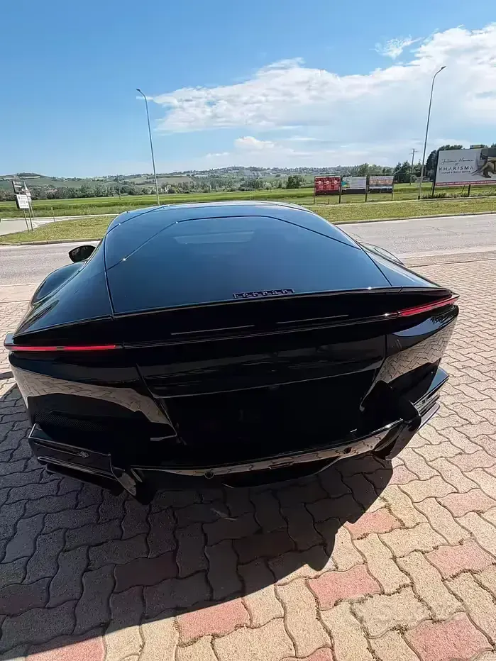 Usata Ferrari 12 Cilindri 825 CV (606 kW) 2024 Nero Coupé