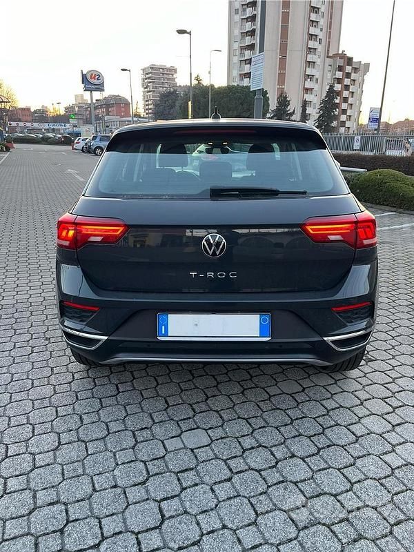 Usata VW T-Roc 150 CV (110 kW) 2021 Nero SUV