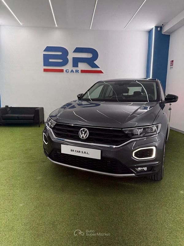 Usata VW T-Roc Advance 116 CV (85 kW) 2018 Grigio SUV