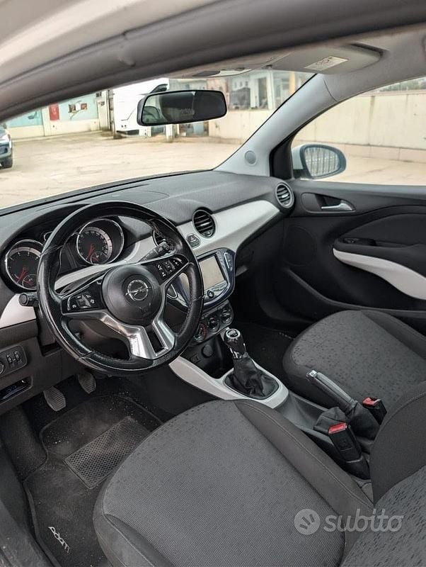 Usata Opel Adam Jam 70 CV (51 kW) 2013 Bianco Utilitaria
