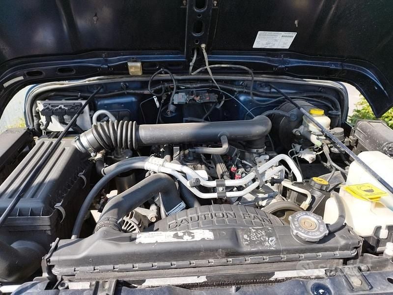 Usado Jeep Wrangler Sport 177 HP (130 kW) 2002 Azul SUV