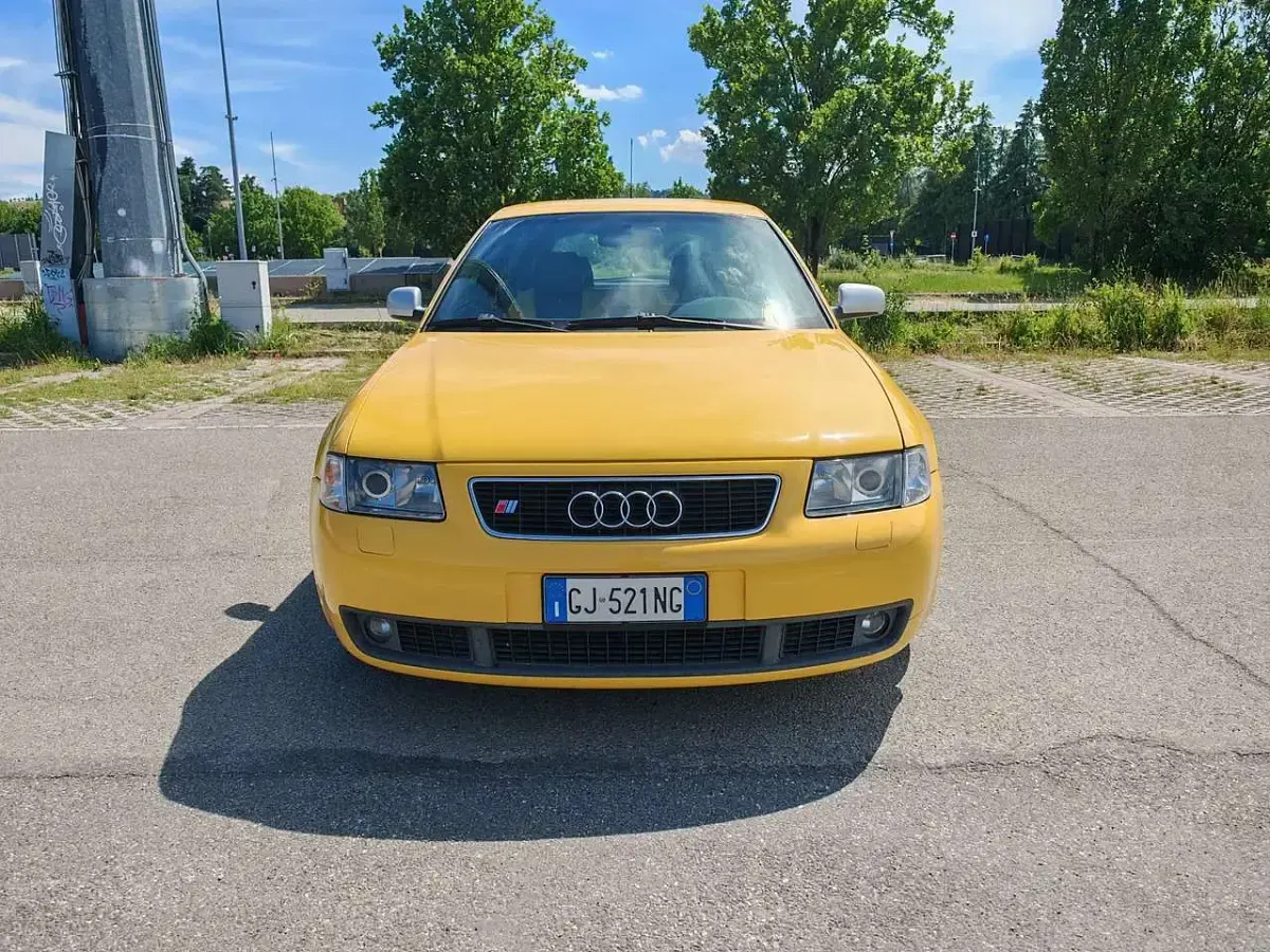 Usata Audi S3 209 CV (153 kW) 1999 Giallo Utilitaria