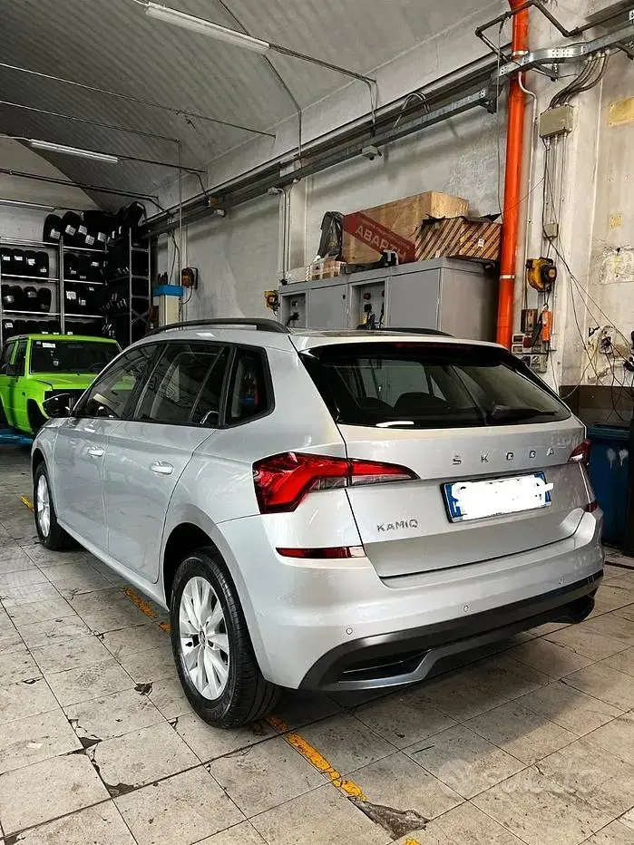 Usata Skoda Kamiq 110 CV (80 kW) 2022 Grigio SUV