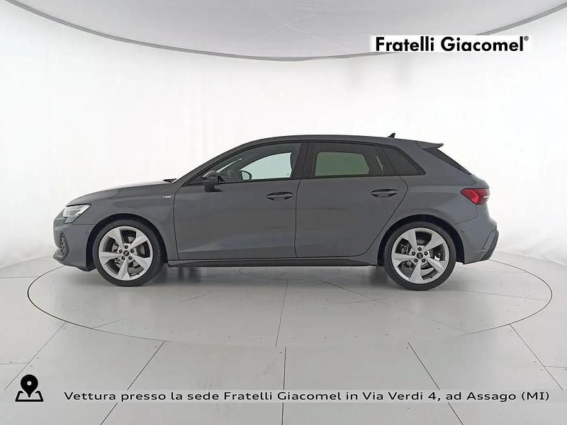 Gebraucht Audi A3 S-Line 150 PS (110 kW) 2025 Grau Limousine
