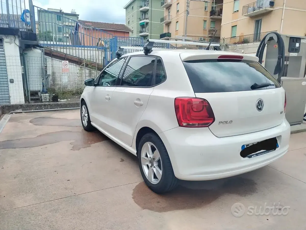 Usata VW Polo 75 CV (55 kW) 2011 Bianco Utilitaria