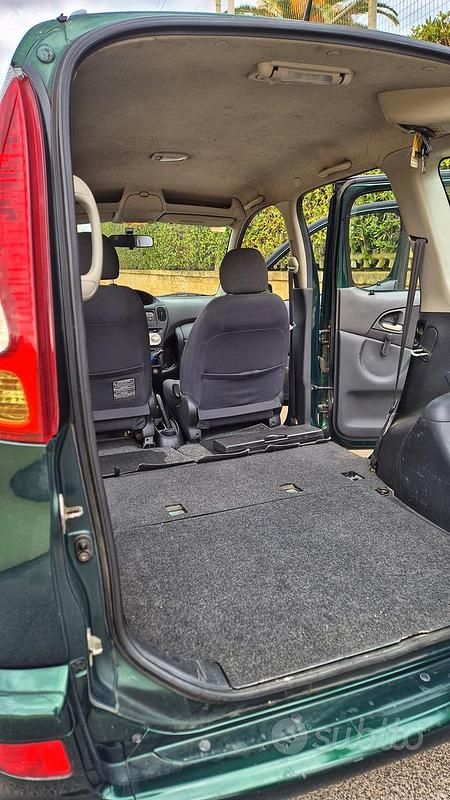 Usata Toyota Yaris Verso Sol 2003 Monovolume