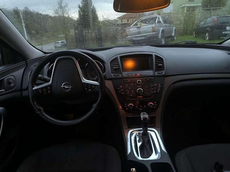 Usata Opel Insignia Cosmo 131 CV (96 kW) 2011 Station wagon