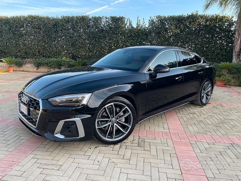 Nero Usata 2020 Audi A5 Sportback S-Line Due volumi | 27.990 € (Molto cara) - Immagine 1/4