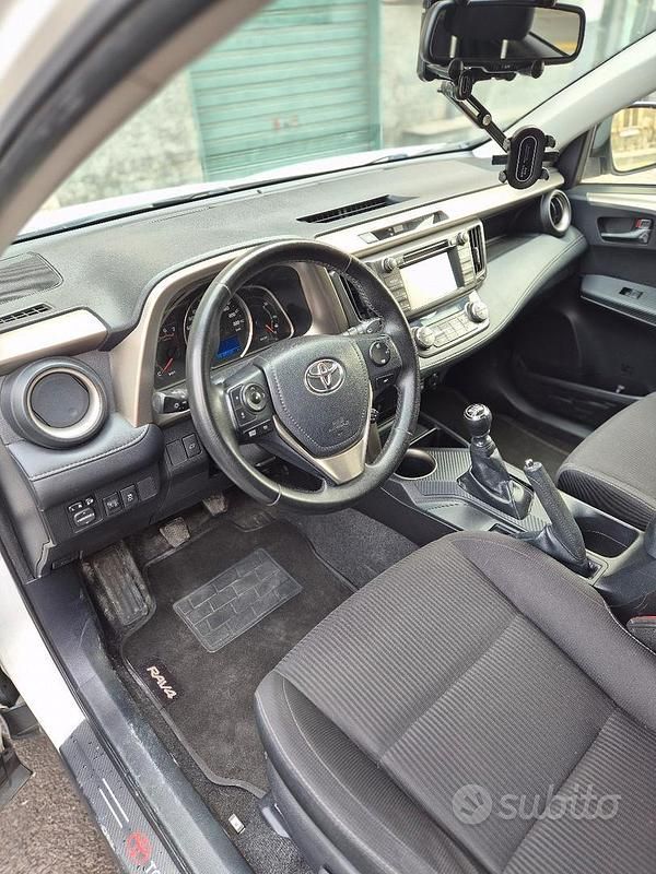 Usado Toyota RAV4 124 CV (91 kW) 2014 Blanco SUV