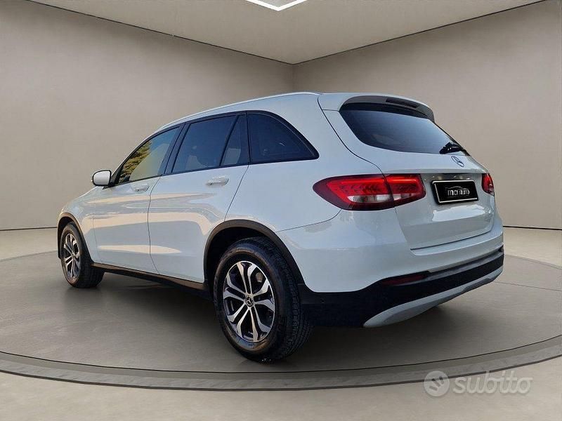 Usata Mercedes GLC220 169 CV (124 kW) 2018 Bianco SUV