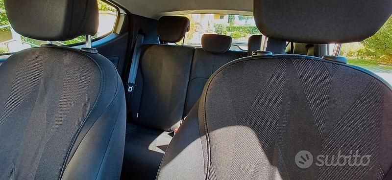 Usata Lancia Ypsilon 69 CV (50 kW) 2020 Bianco Utilitaria