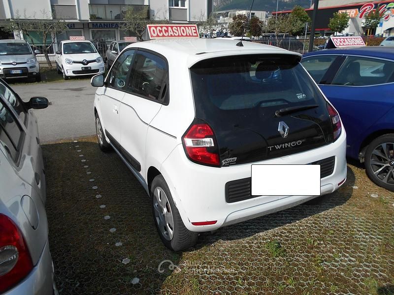 Gebraucht Renault Twingo SE 70 PS (51 kW) 2016 Weiß Kleinwagen
