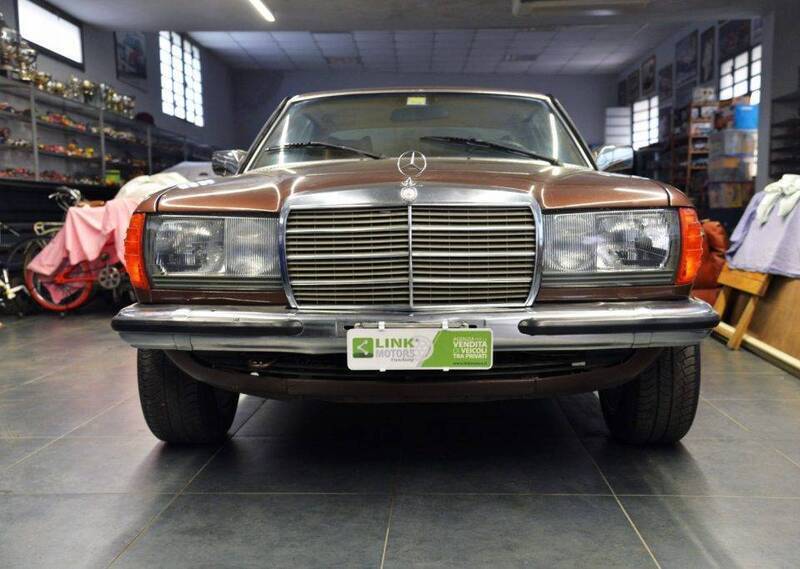 Usato 1979 Mercedes 280 2.7 Benzin 185 CV (16.000 €)