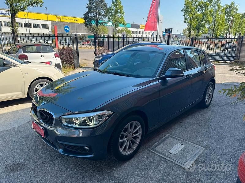 Usata BMW 116 Sport Line 116 CV (85 kW) 2016 Grigio Utilitaria