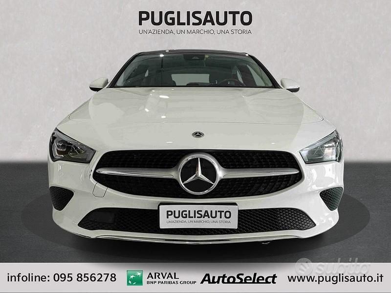 Usata Mercedes CLA200 Shooting Brake 150 CV (110 kW) 2021 Bianco Station wagon