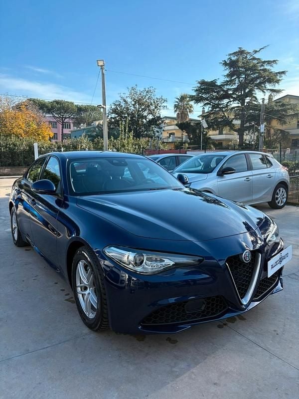 Usata Alfa Romeo Giulia Business 160 CV (117 kW) 2020 Blu Berlina
