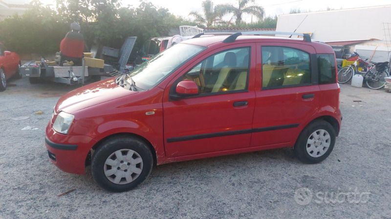 Usata Fiat Panda 60 CV (44 kW) 2010 Rosso Utilitaria