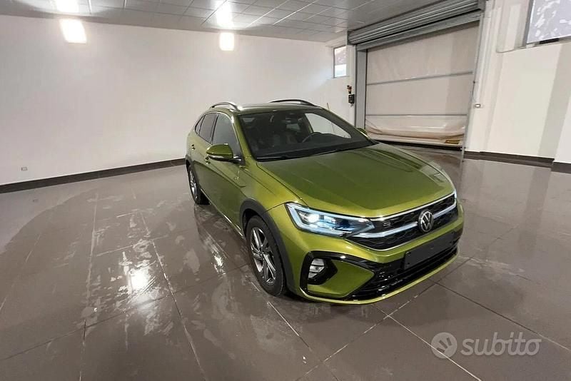 Usata VW Taigo R-line 116 CV (85 kW) 2024 Verde SUV