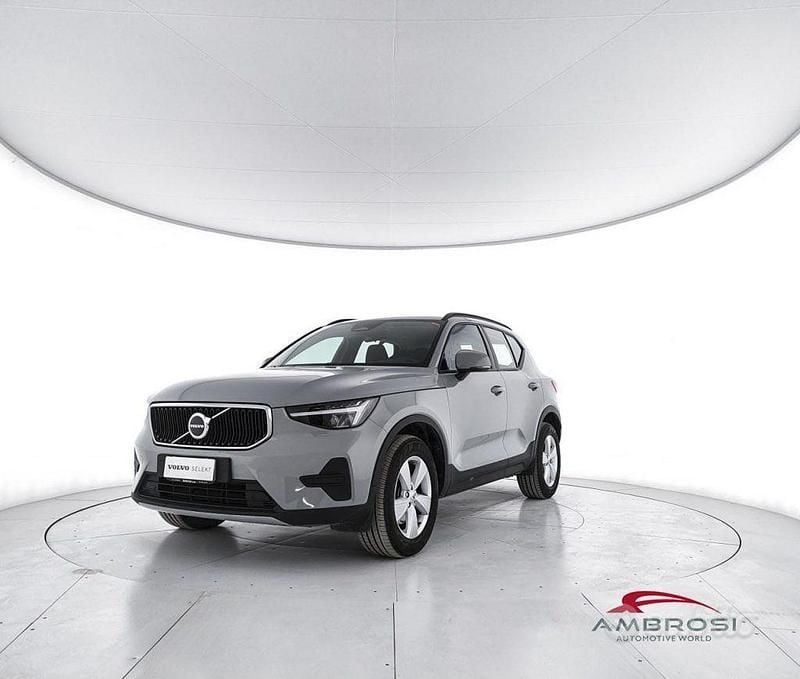 Gebraucht Volvo XC40 163 PS (119 kW) 2025 SUV