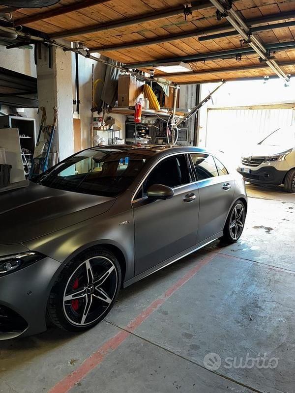 Usata Mercedes A45 AMG 421 CV (309 kW) 2024 Grigio Berlina
