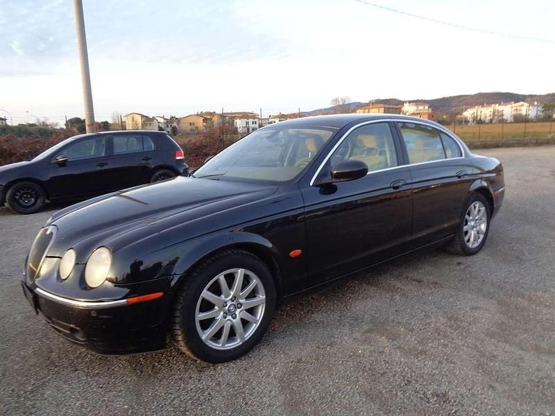 Usata Jaguar S-Type Classic 207 CV (152 kW) 2006 Nero Berlina