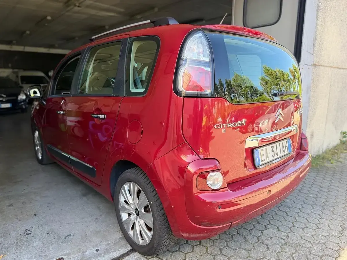Usata Citroën C3 Picasso Exclusive 90 CV (66 kW) 2009 Rosso Monovolume