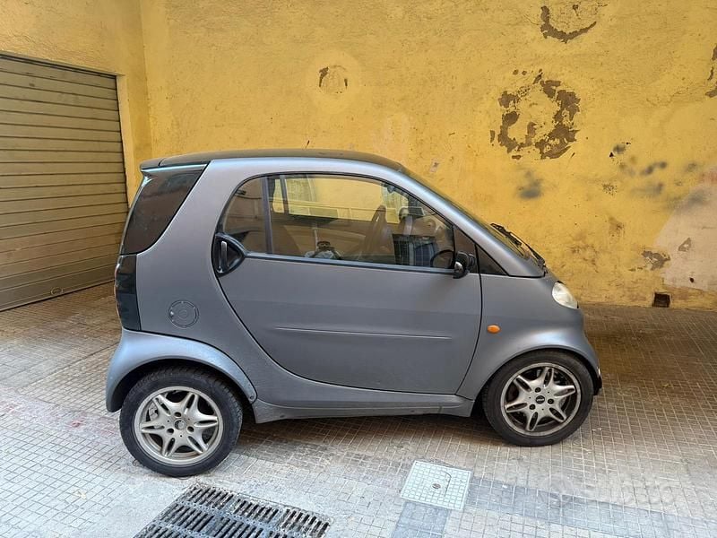 Usata Smart ForFour 2000 Grigio Utilitaria