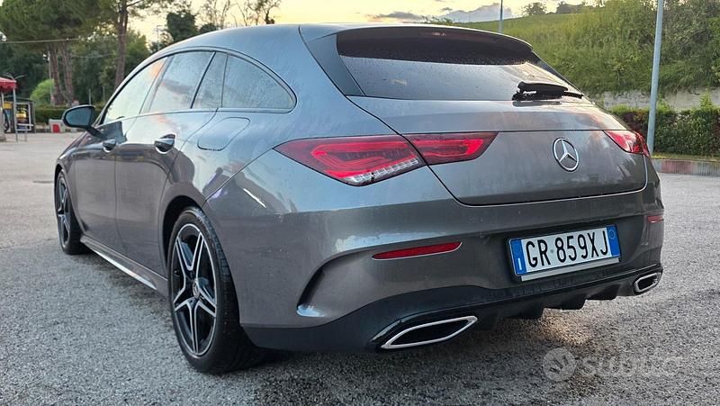 Usata Mercedes CLA200 Premium 163 CV (119 kW) 2021 Grigio Station wagon