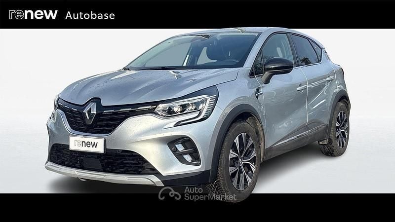 Usata Renault Captur Techno 101 CV (74 kW) 2023 Grigio SUV
