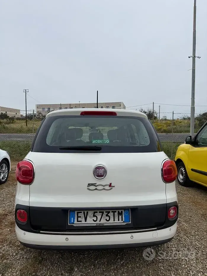Usata Fiat 500L Living 105 CV (77 kW) 2014 Bianco Monovolume