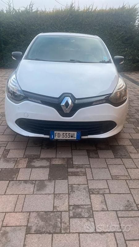 Usata Renault Clio IV 78 CV (57 kW) 2016 Bianco Furgone