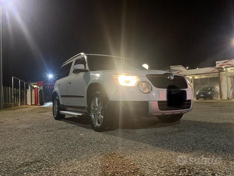 Usata Skoda Yeti 105 CV (77 kW) 2011 Bianco SUV