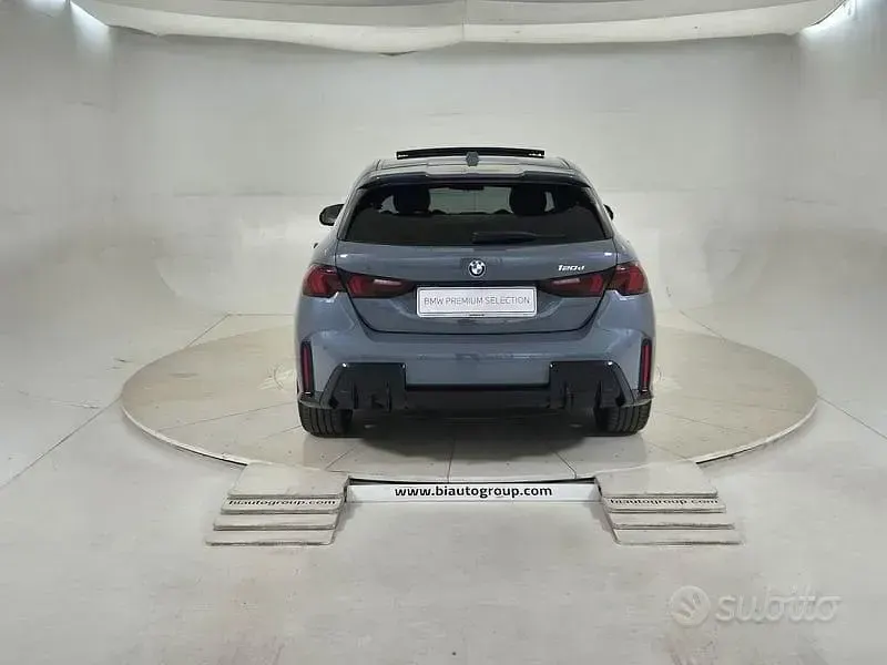 Usata BMW 120 Performance 163 CV (119 kW) 2025 Grigio Utilitaria