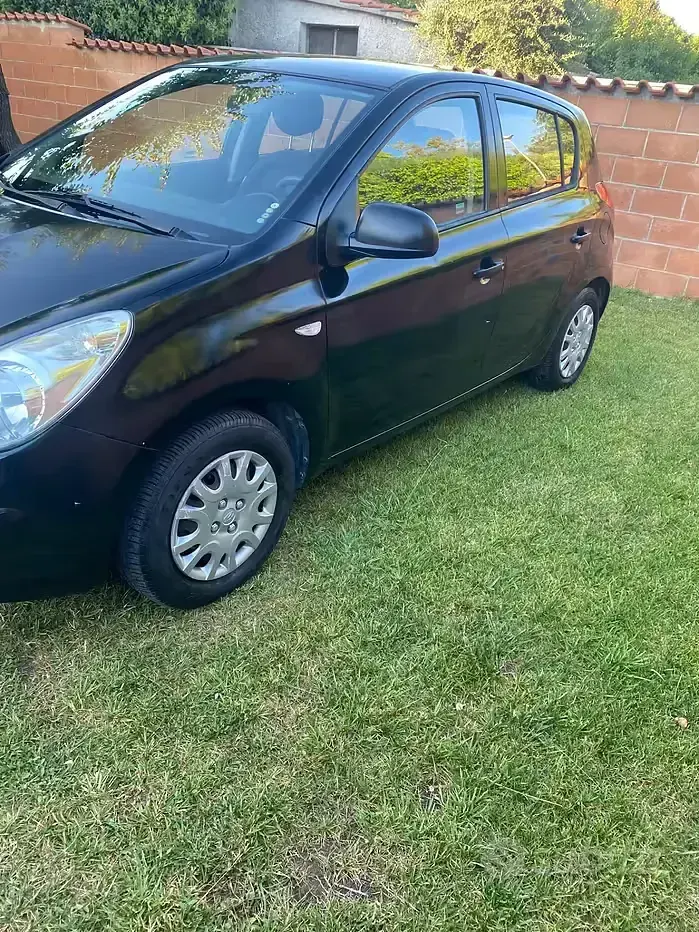 Usata Hyundai i20 Classic 78 CV (57 kW) 2010 Nero Utilitaria