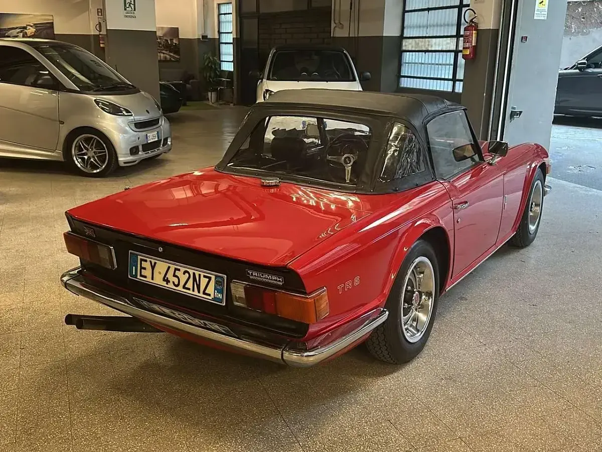 Usata Triumph TR6 150 CV (110 kW) 1973 Rosso Cabrio