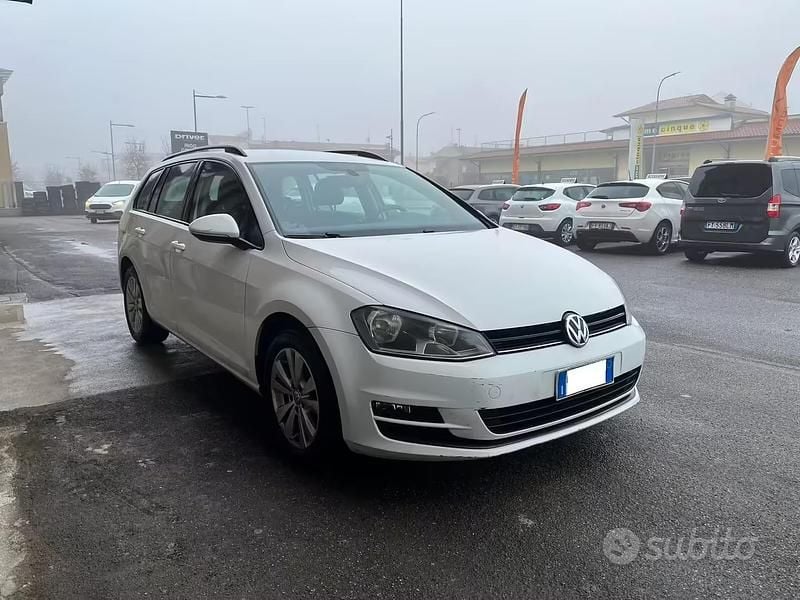 Usata VW Golf VII Comfortline 110 CV (80 kW) 2014 Bianco Station wagon