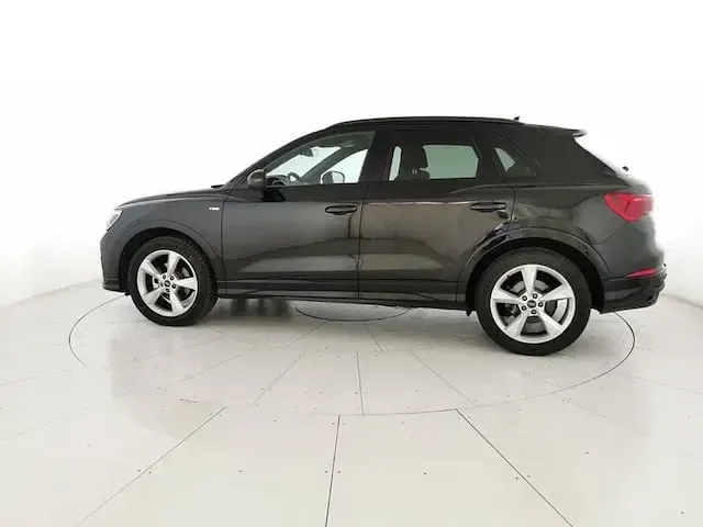 Usata Audi Q3 S-Line 150 CV (110 kW) 2025 Nero SUV