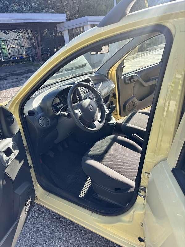 Usata Fiat Panda 60 CV (44 kW) 2007 Utilitaria