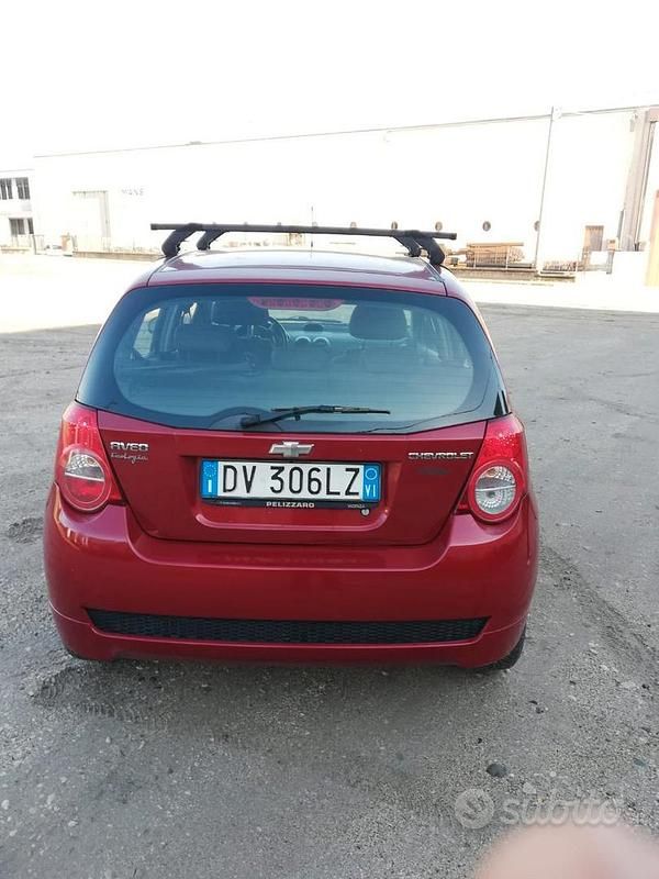Usata Chevrolet Aveo LS 84 CV (61 kW) 2009 Rosso Berlina