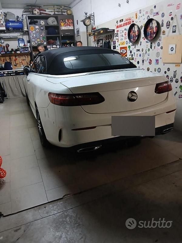 Usata Mercedes E220 Premium Plus 194 CV (142 kW) 2021 Bianco Cabrio