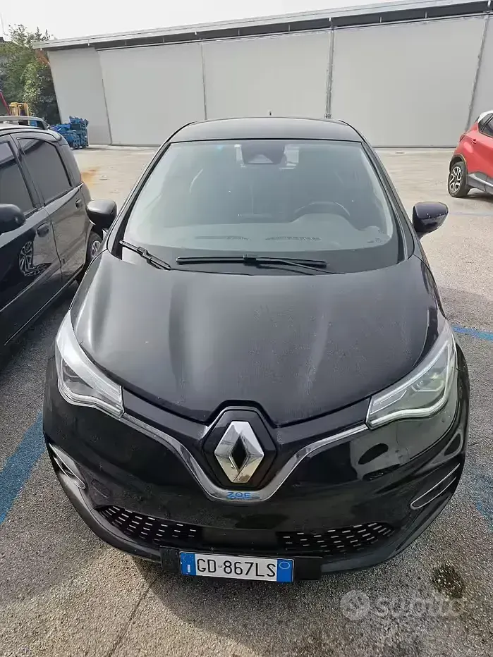 Usata Renault Zoe 50 kW (69 CV) 2021 Blu Utilitaria