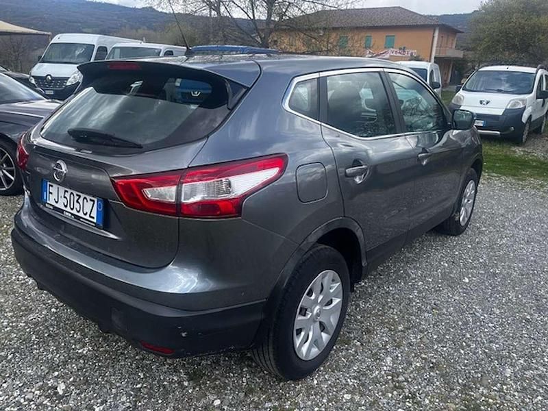 Usata Nissan Qashqai Tekna 110 CV (80 kW) 2017 Argento SUV